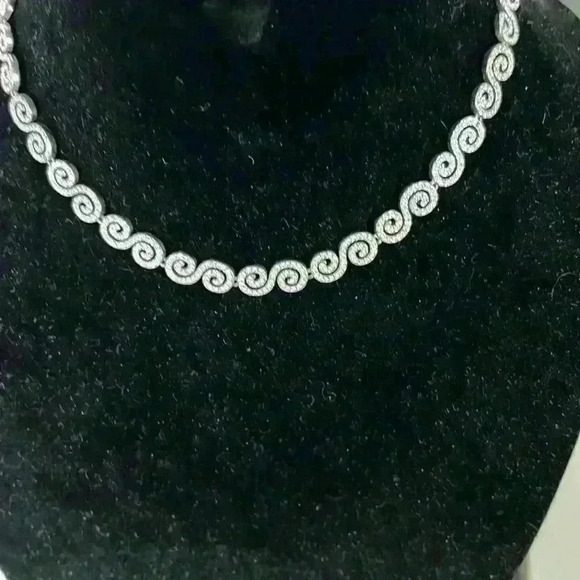 Nordstrom crystal necklace and bracelet - Picture 4 of 8